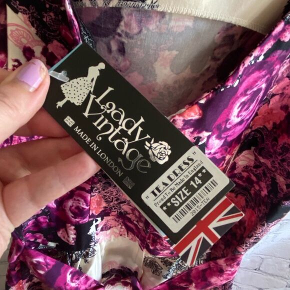 Lady Vintage Tea Dress Size 14 Mid length Pink Cream Floral NWT - Picture 8 of 15